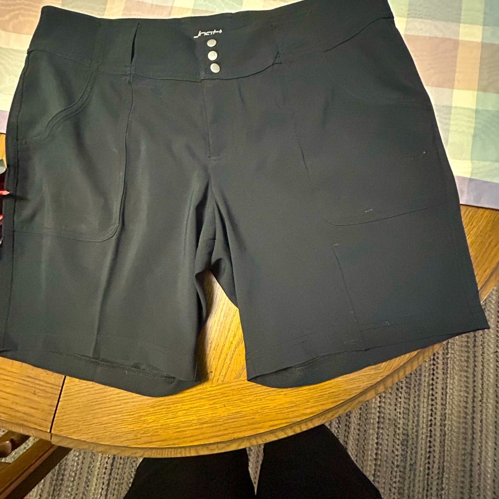Jofit Black Everyday belted Shorts
